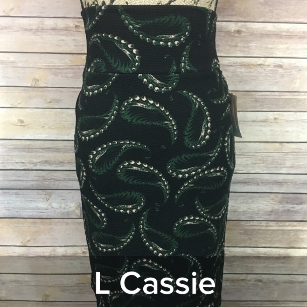 LuLaRoe Cassie pencil L skirt NWT